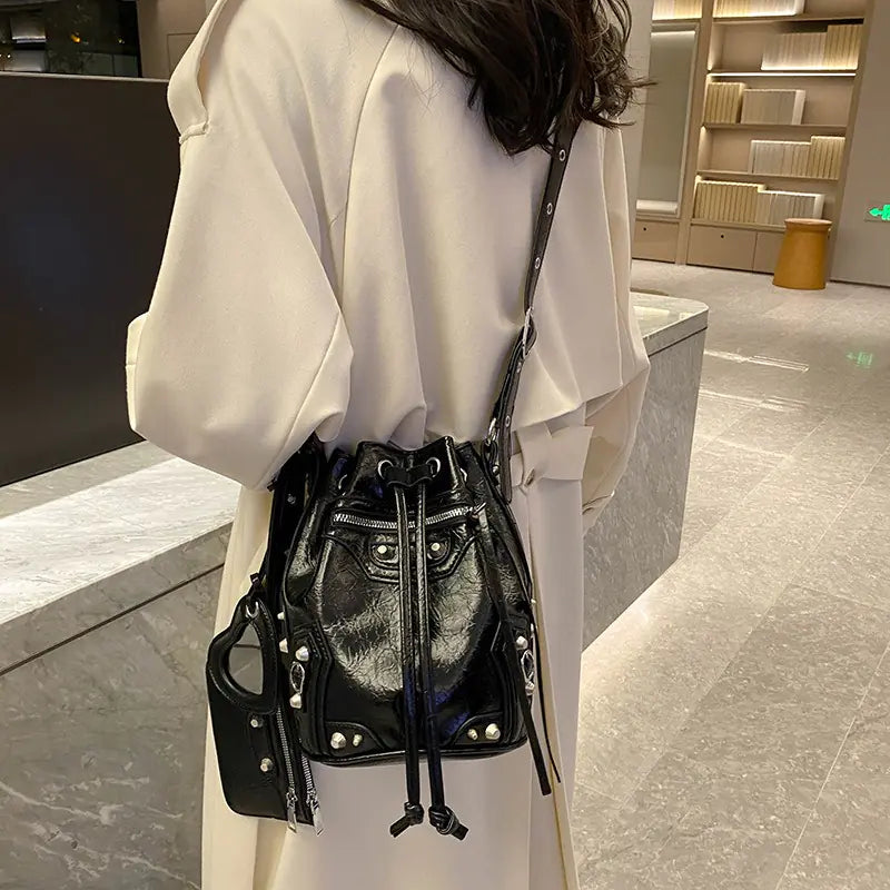 Women's Trendy Rivet Messenger Bag